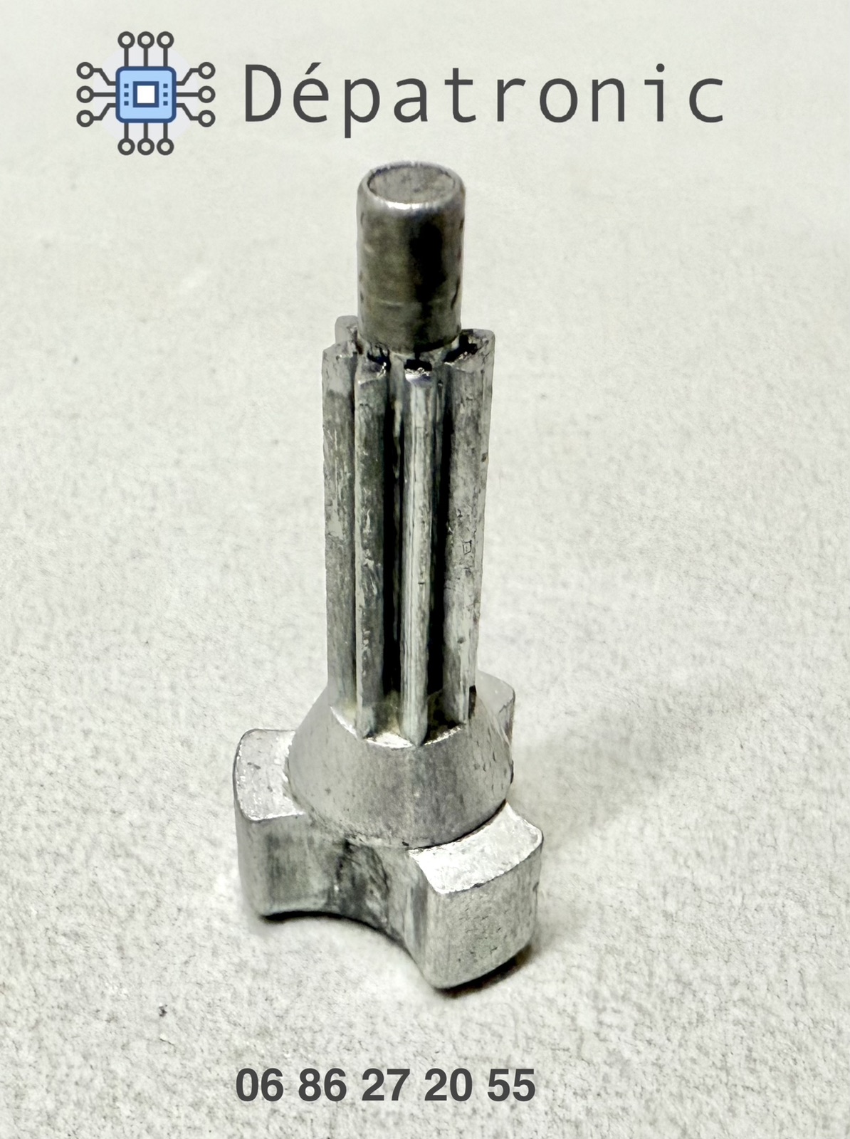 8 dents — photo 2